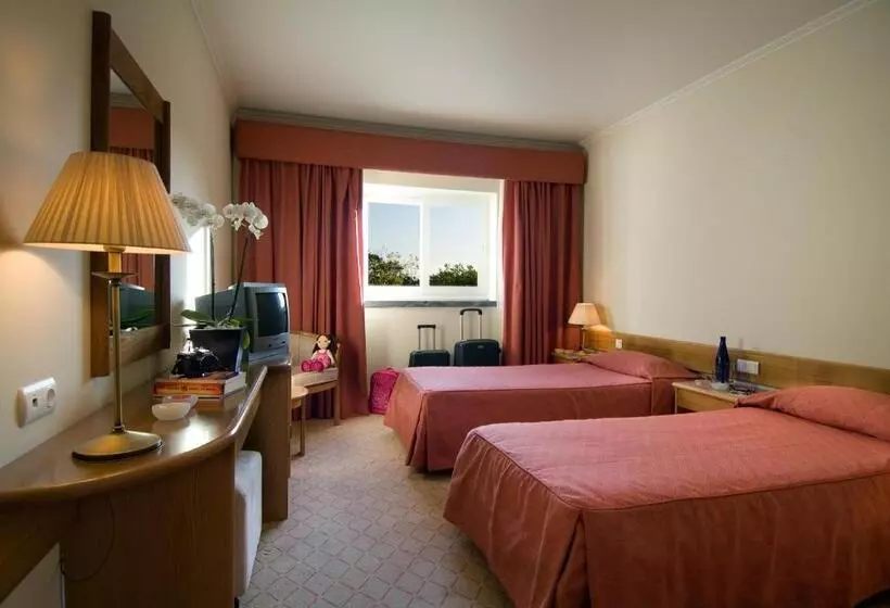 Отель Cruz Alta