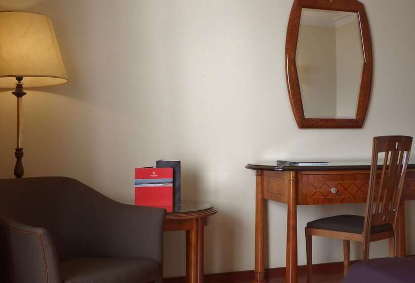 هتل Golden Tulip Porto Gaia