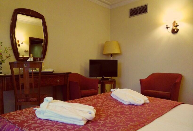 هتل Golden Tulip Porto Gaia