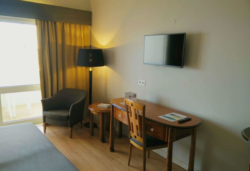 هتل Golden Tulip Porto Gaia