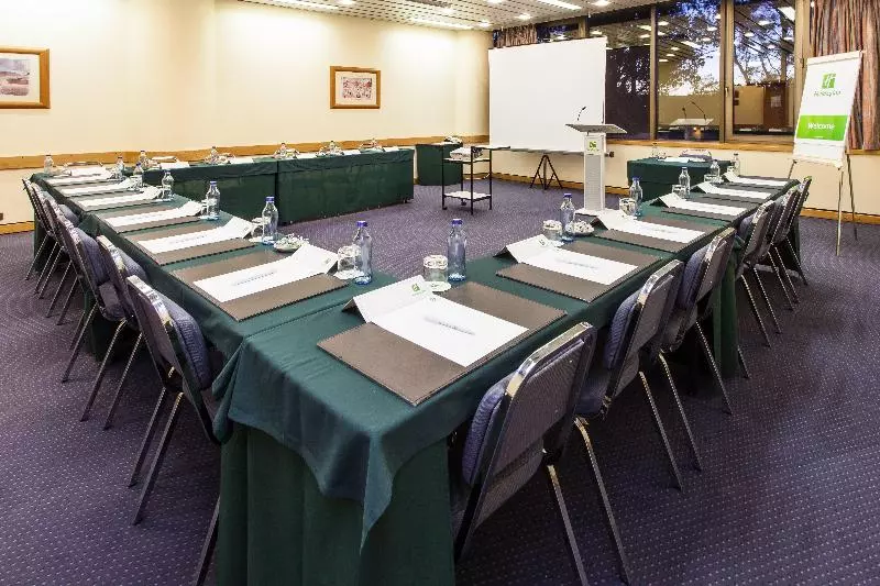 Отель Holiday Inn Lisbon Continental, An Ihg