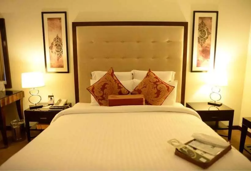 Pearl Continental Hotel, Karachi