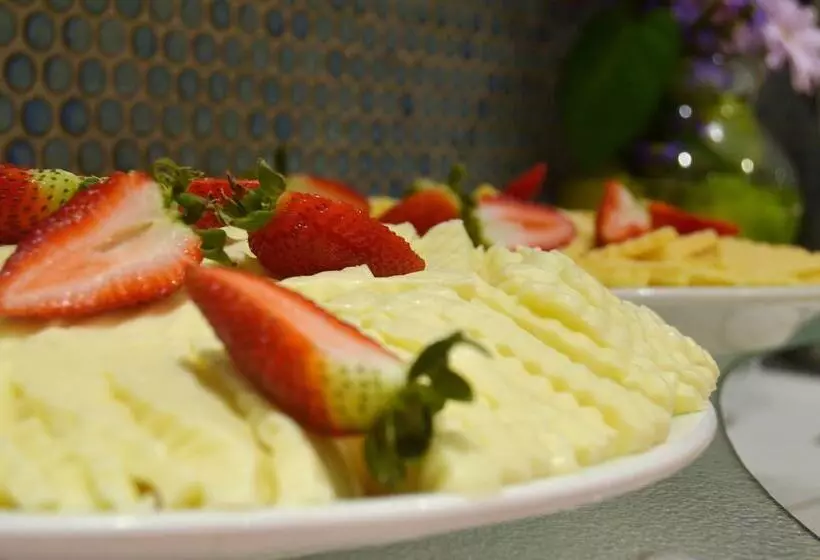 호텔 The Executive