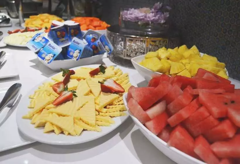 호텔 The Executive