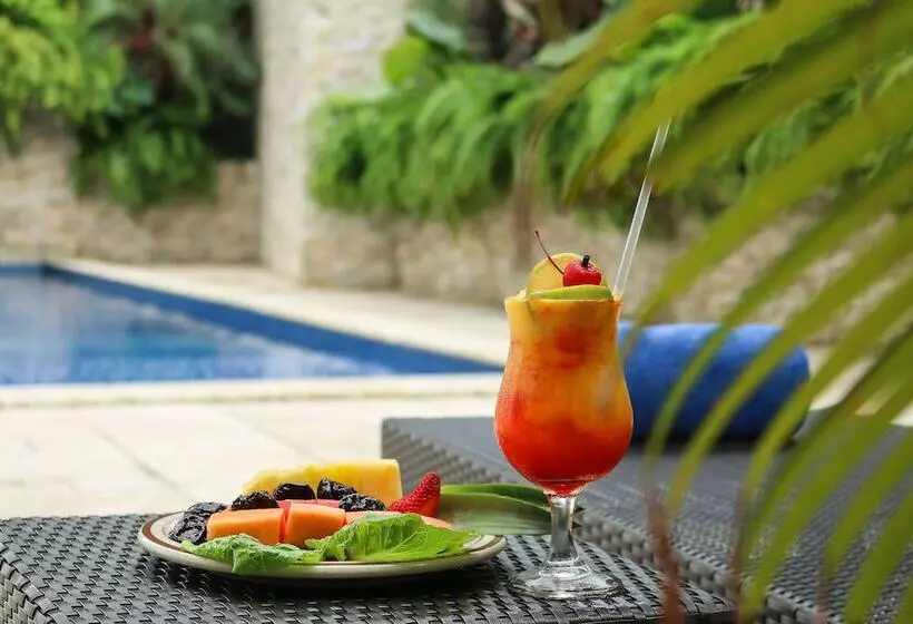 호텔 The Executive