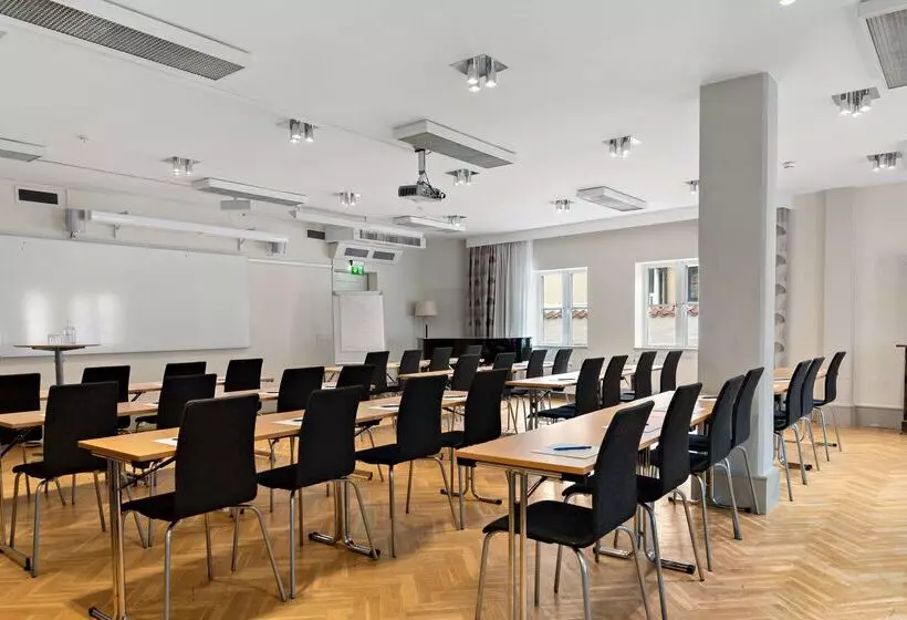 בית מלון כפרי Best Western Strand