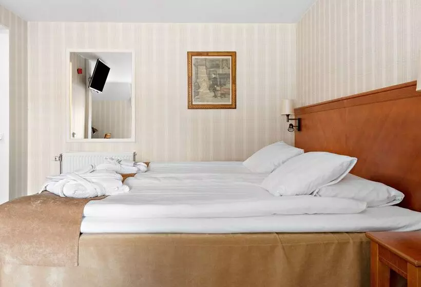 בית מלון כפרי Best Western Strand