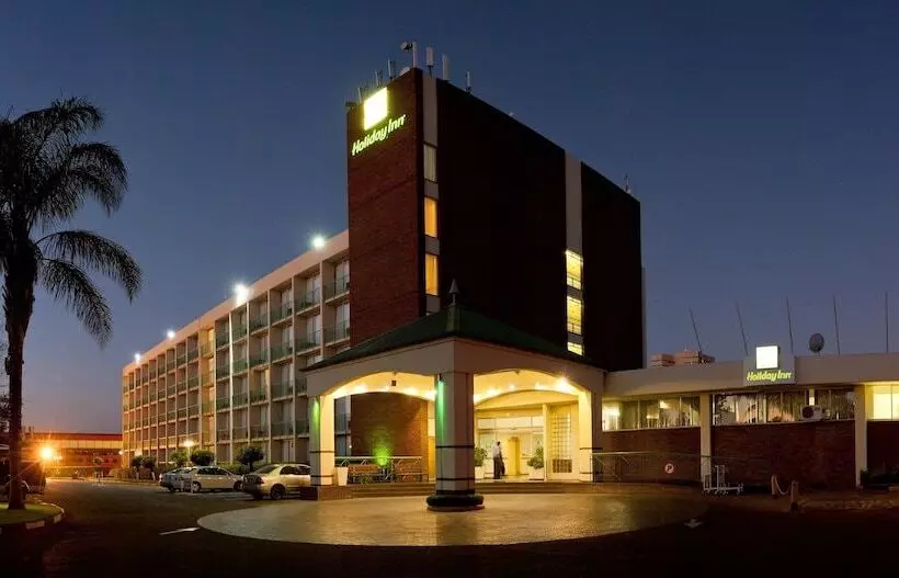 هتل Holiday Inn Bulawayo By Ihg