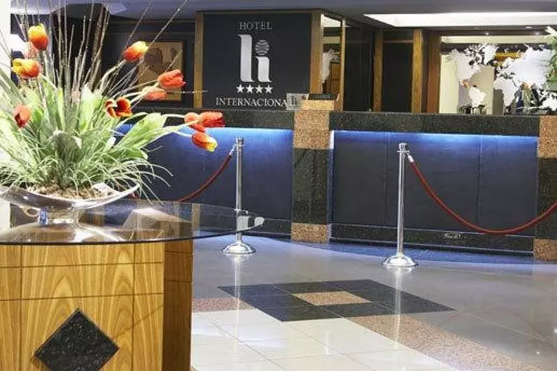 هتل Internacional Asuncion Dowtown