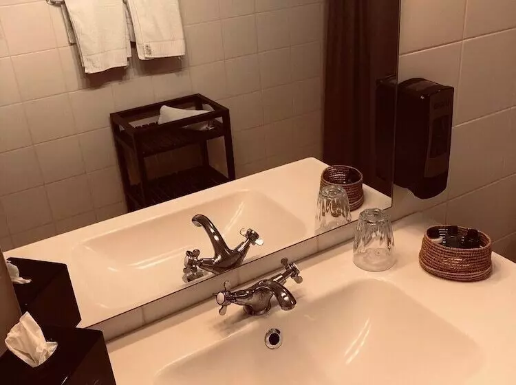 בית מלון כפרי Lilton