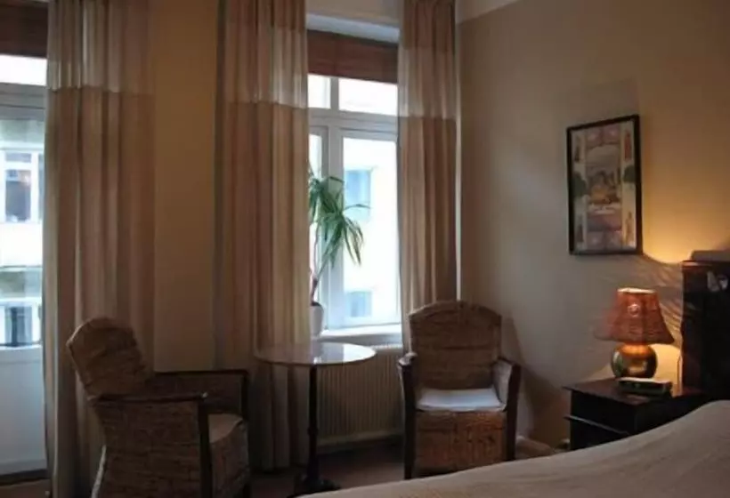 בית מלון כפרי Lilton