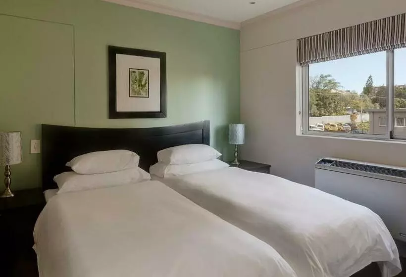 בית מלון כפרי Protea By Marriott Cape Town Cape Castle