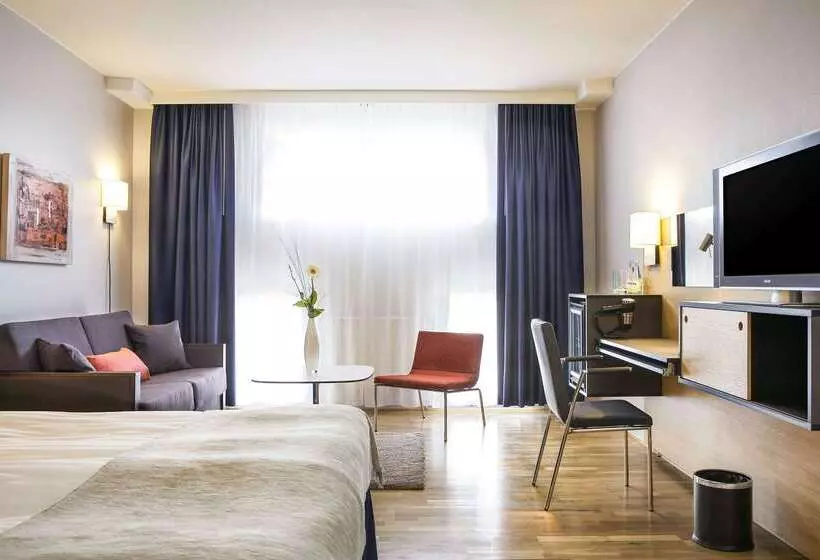 Quality Hotel Waterfront