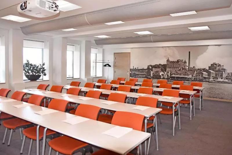 Quality Hotel Waterfront