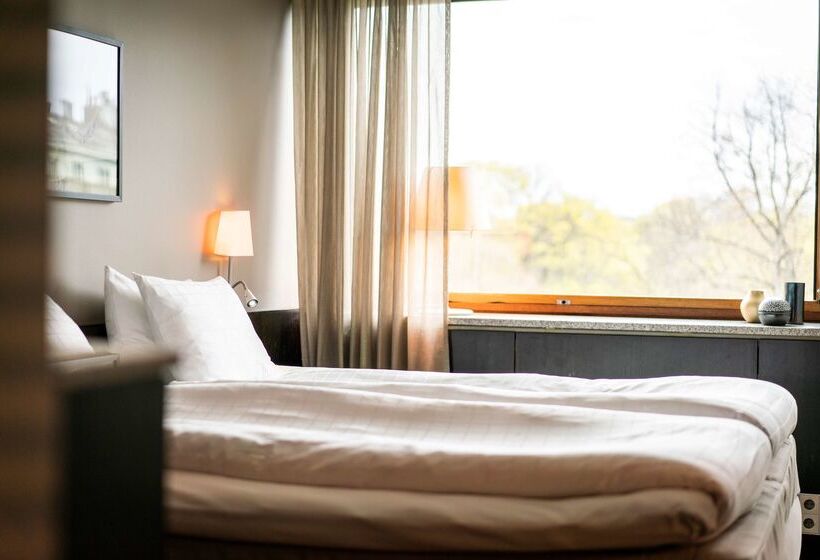 هتل Scandic Anglais