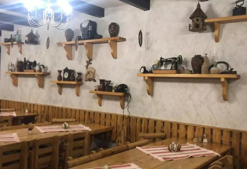 Motel Hanul Izvorul Rece Sinaia