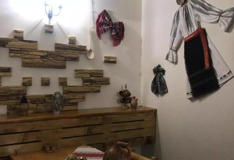 Motel Hanul Izvorul Rece Sinaia