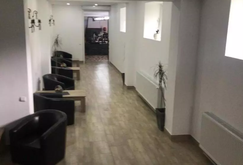 Motel Hanul Izvorul Rece Sinaia