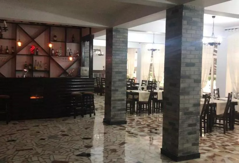 Motel Hanul Izvorul Rece Sinaia