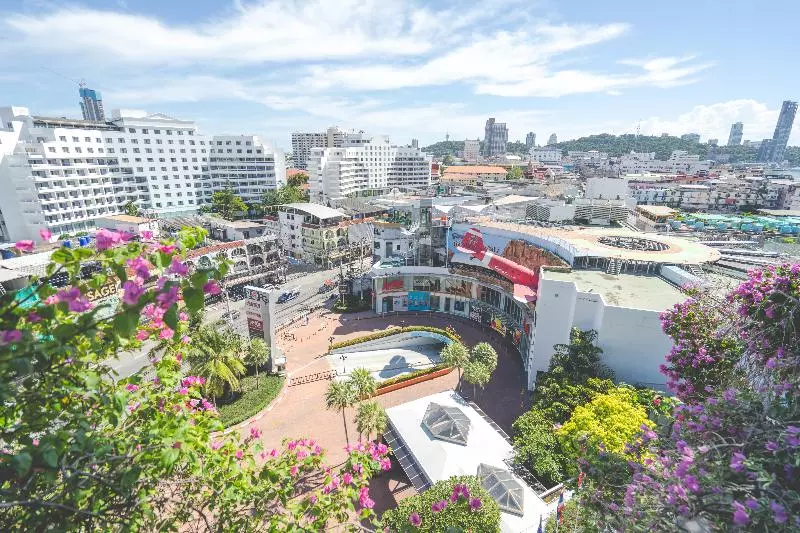 Avani Pattaya Resort