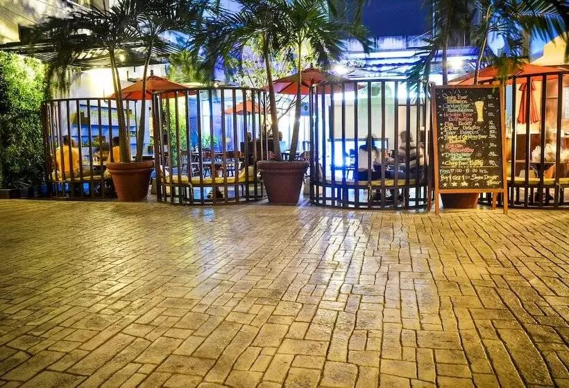 Ambassador Hotel Bangkok   Sha Extra Plus