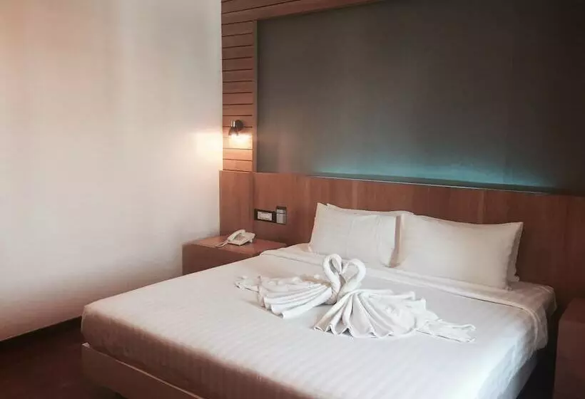 Отель Hatyai Holiday