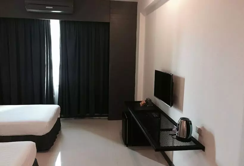 Отель Hatyai Holiday