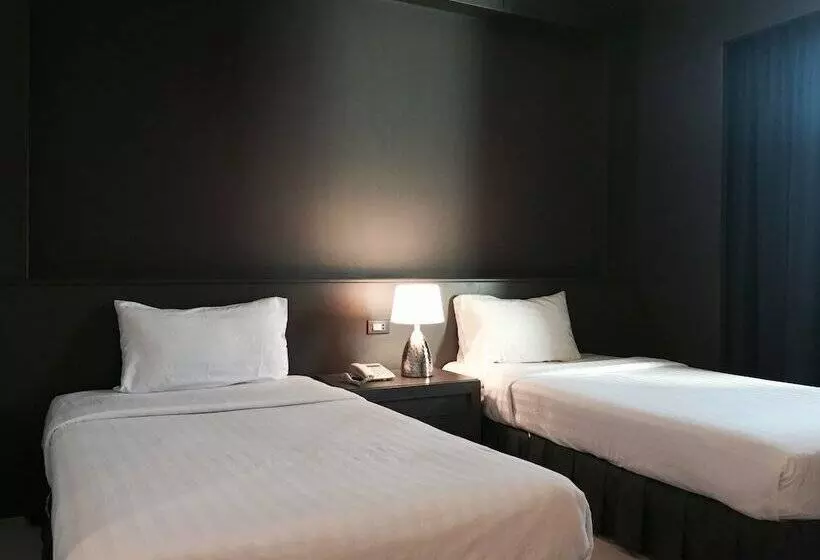 Отель Hatyai Holiday