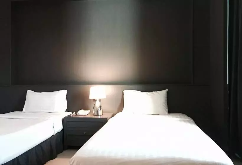 Отель Hatyai Holiday