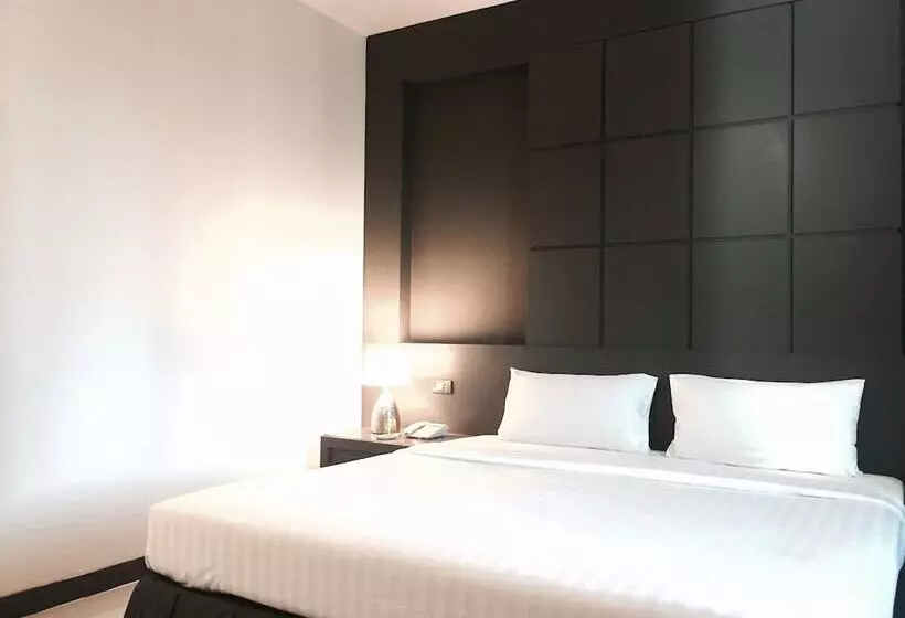 Отель Hatyai Holiday