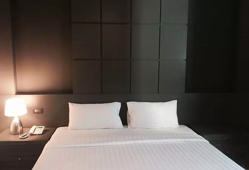 Отель Hatyai Holiday