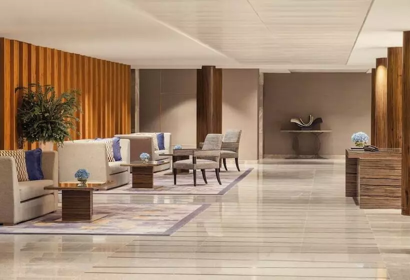 هتل Holiday Inn Bangkok, An Ihg