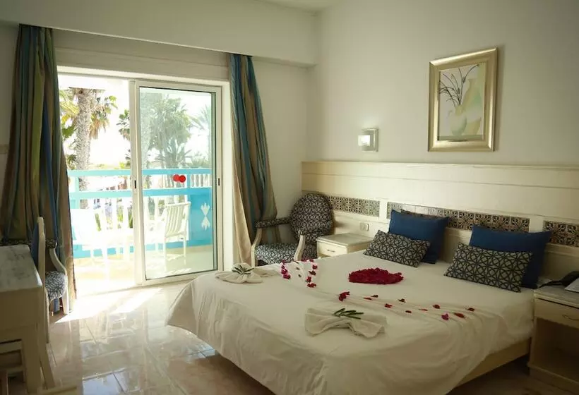 هتل Hôtel Oasis Gabes