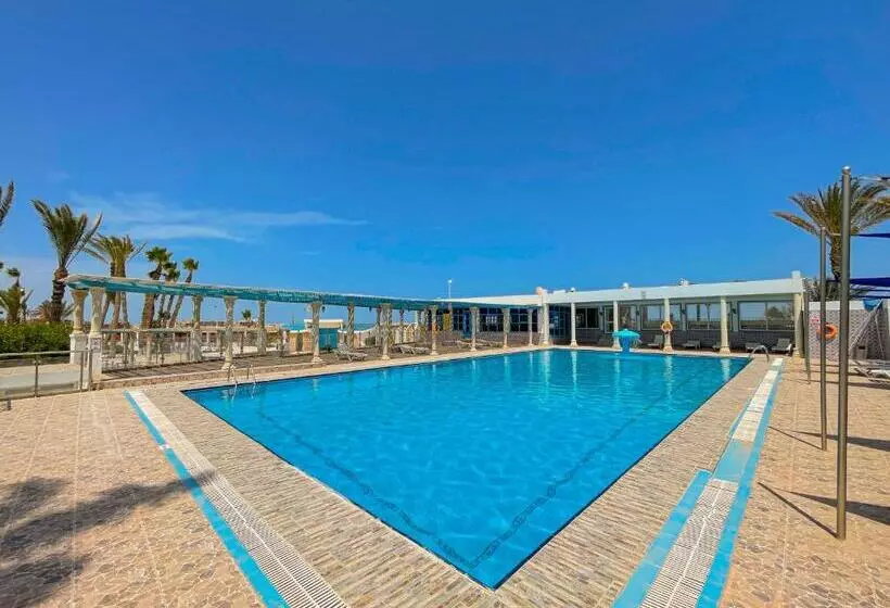 هتل Hôtel Oasis Gabes