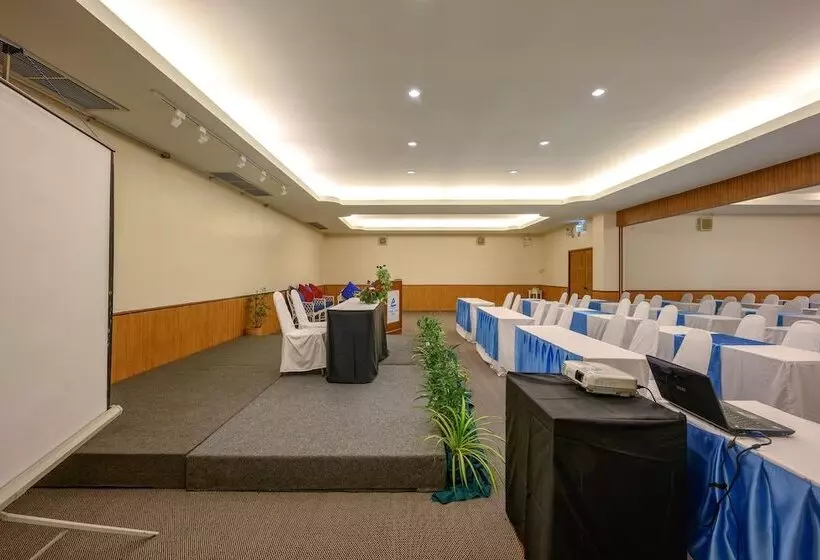 Patong Lodge Hotel   Sha Extra Plus