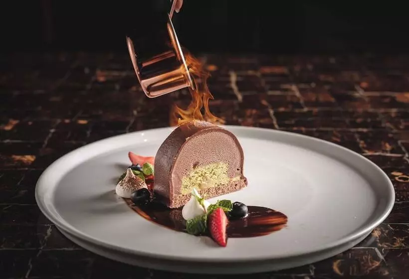 Royal Orchid Sheraton Riverside Hotel Bangkok