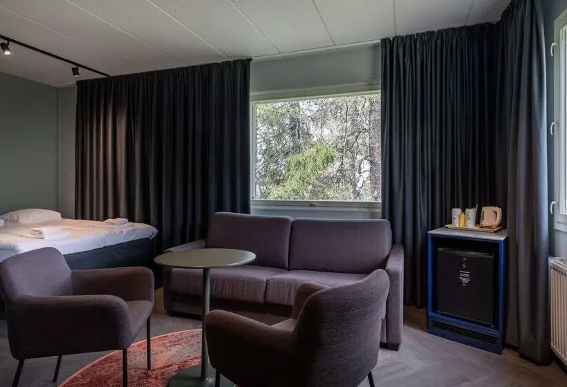 هتل Scandic Rukahovi