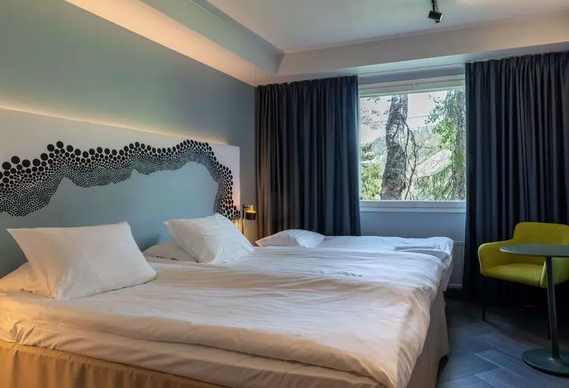 هتل Scandic Rukahovi