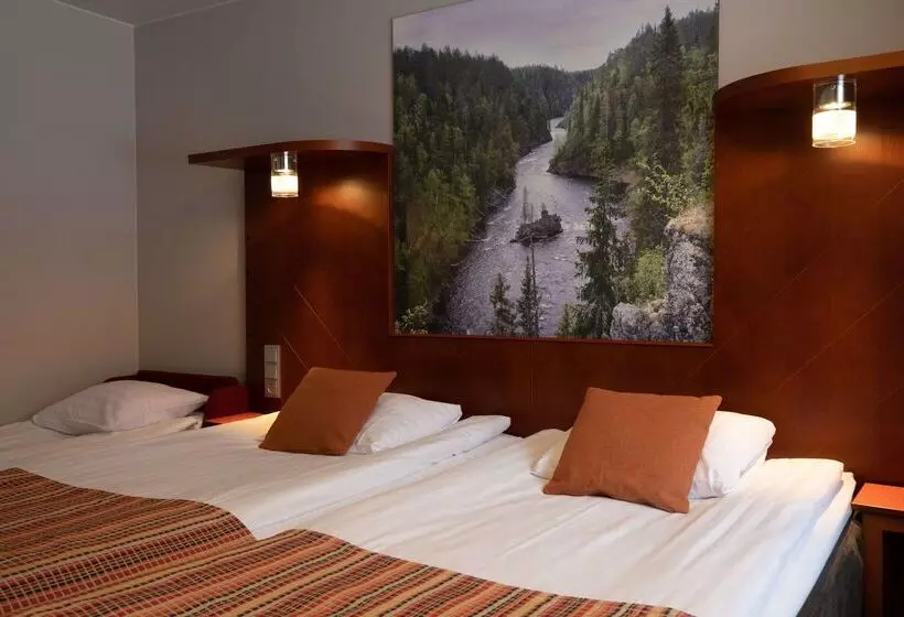 هتل Scandic Rukahovi