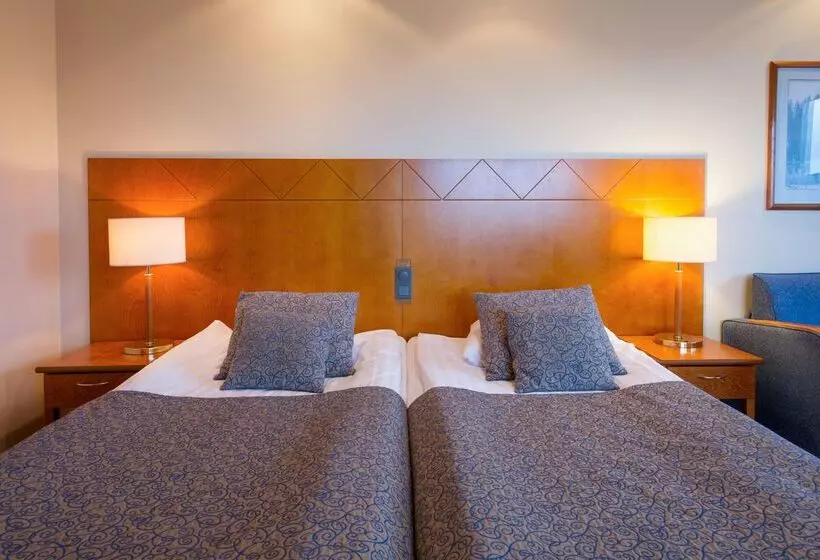 هتل Scandic Rukahovi