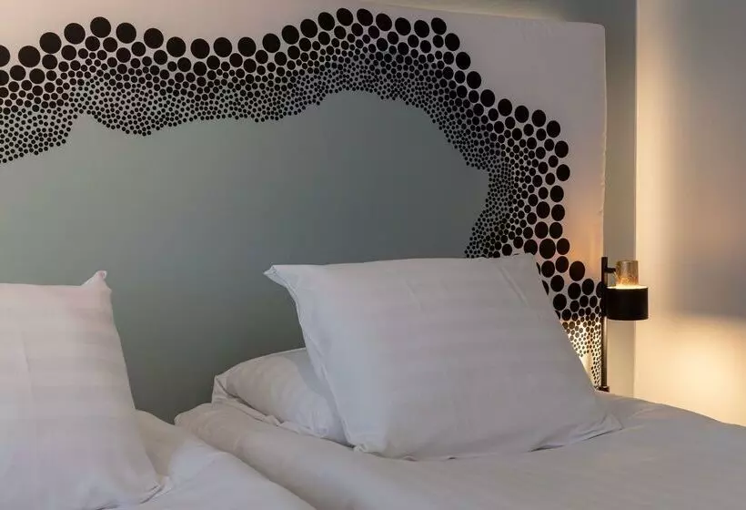 هتل Scandic Rukahovi