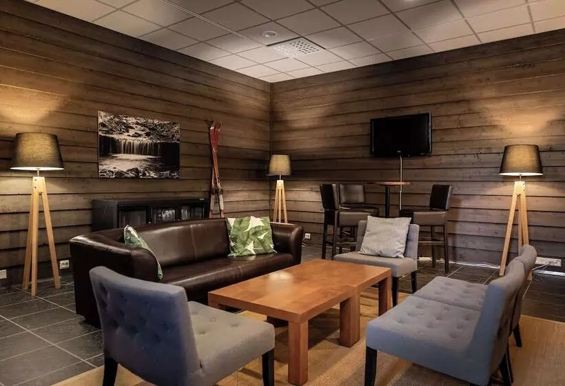 هتل Scandic Rukahovi