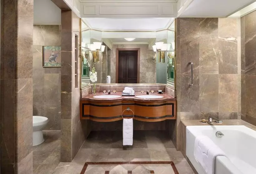 هتل Shangrila Bangkok