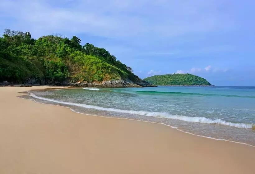 בית מלון כפרי The Nai Harn