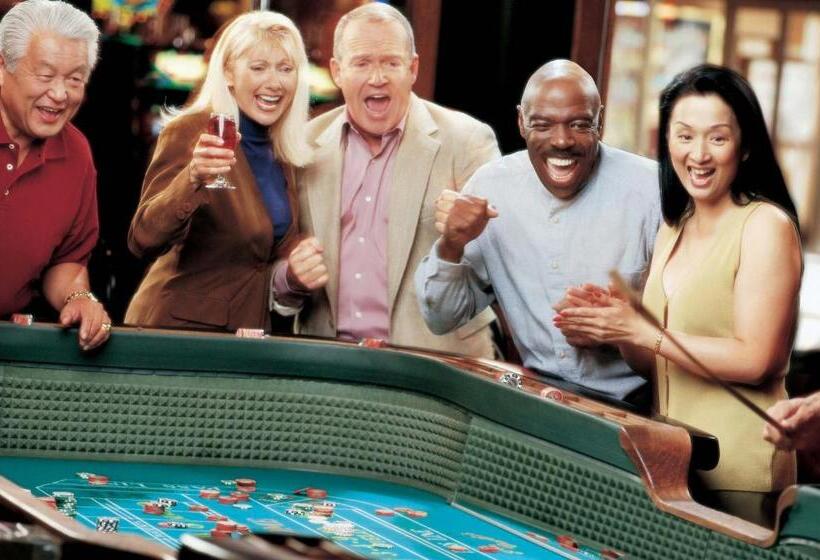 هتل Arizona Charlie S Decatur