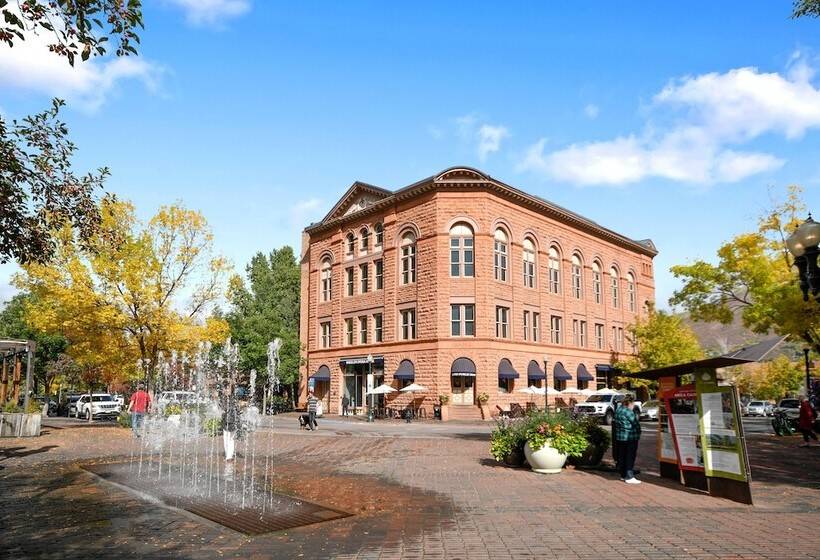 هتل Aspen Square Condominium