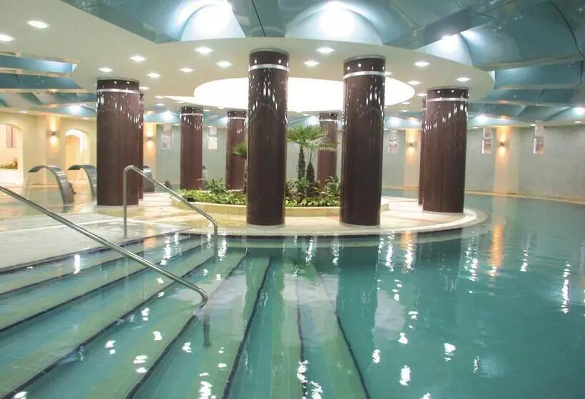 هتل Balcova Thermal