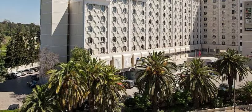 هتل Golden Tulip El Mechtel