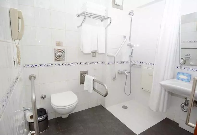 ホテル Holiday Inn Istanbul City, An Ihg