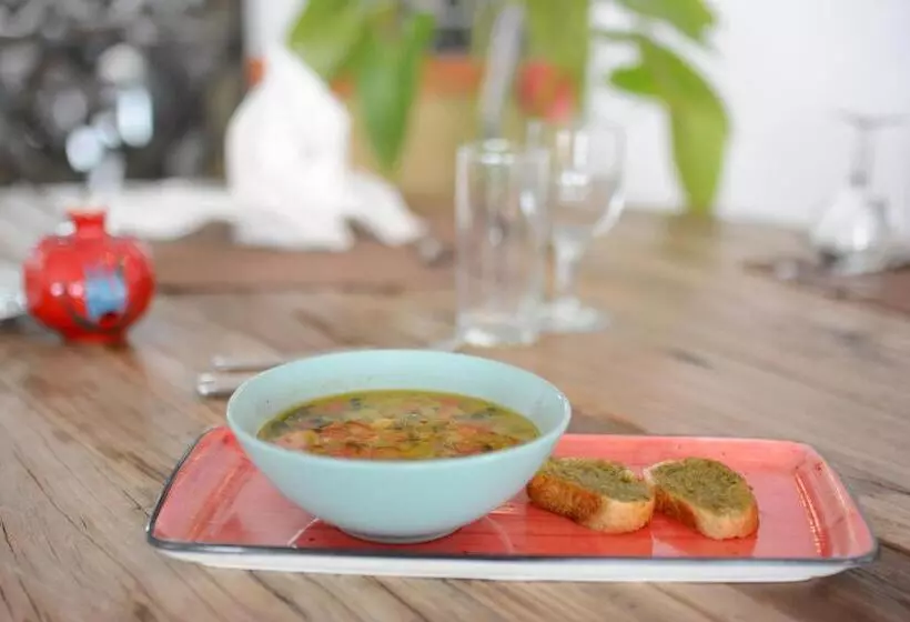 ホテル Holiday Inn Istanbul City, An Ihg